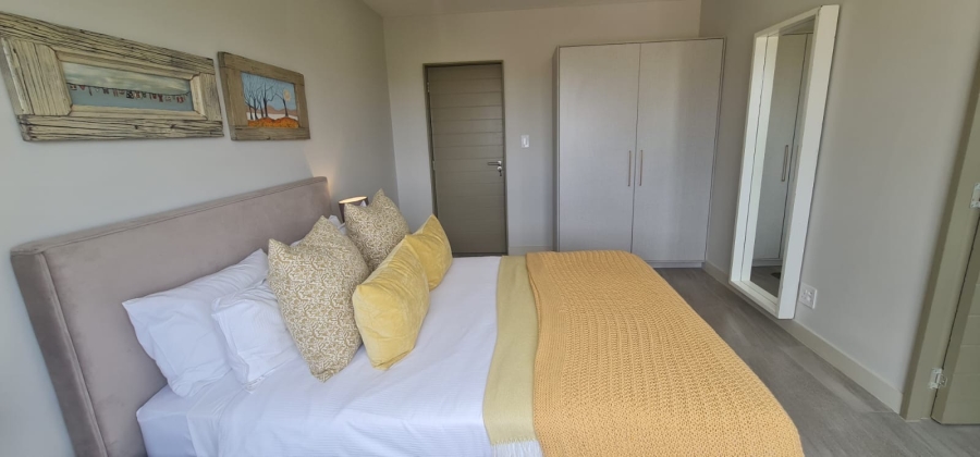 10 Bedroom Property for Sale in Bloubergstrand Western Cape